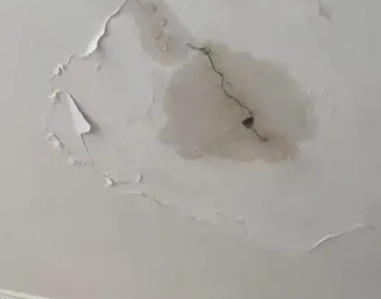 翁源阳台漏水维修公司分享下屋面防水工程质量问题原因分析